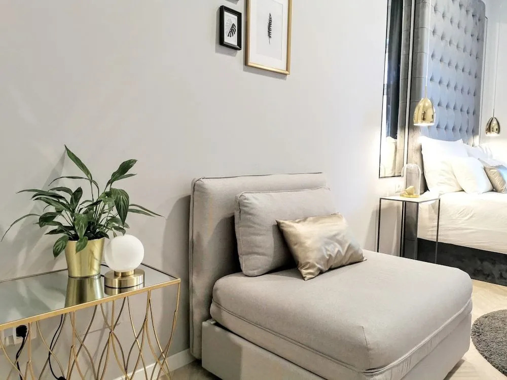 MINT Boutique Studio Apartments