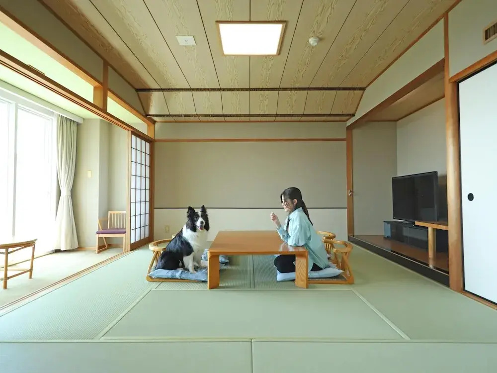 Wan Wan Paradise Premier Nanki Shirahama
