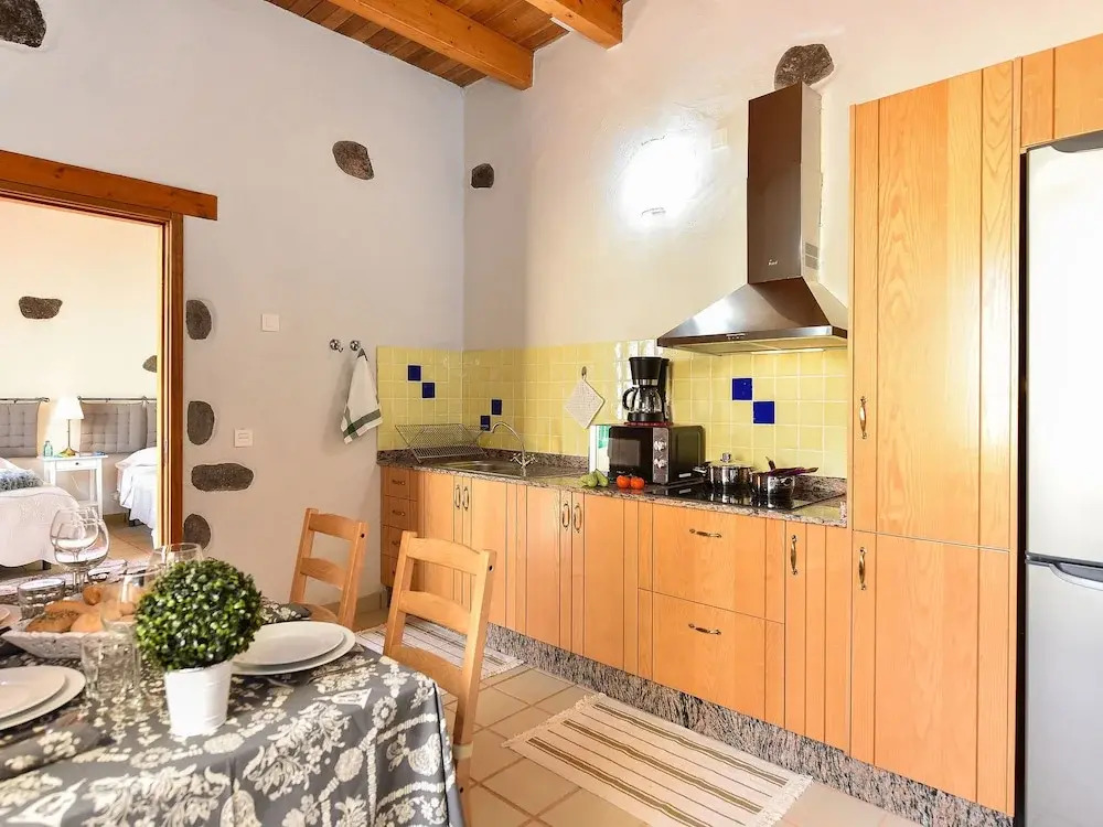 Authentic Holiday Home, Ground Floor Level, With Private Pool and Large Terrace