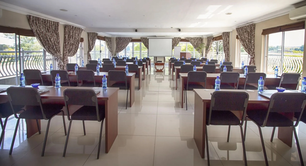 Lakeview Boutique Hotel & Conference Center
