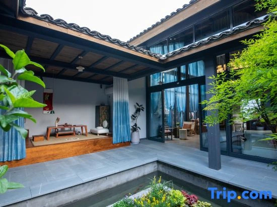 Lanwu X-Space Guesthouse (Huangshan Xixinan Ancient Village Branch)