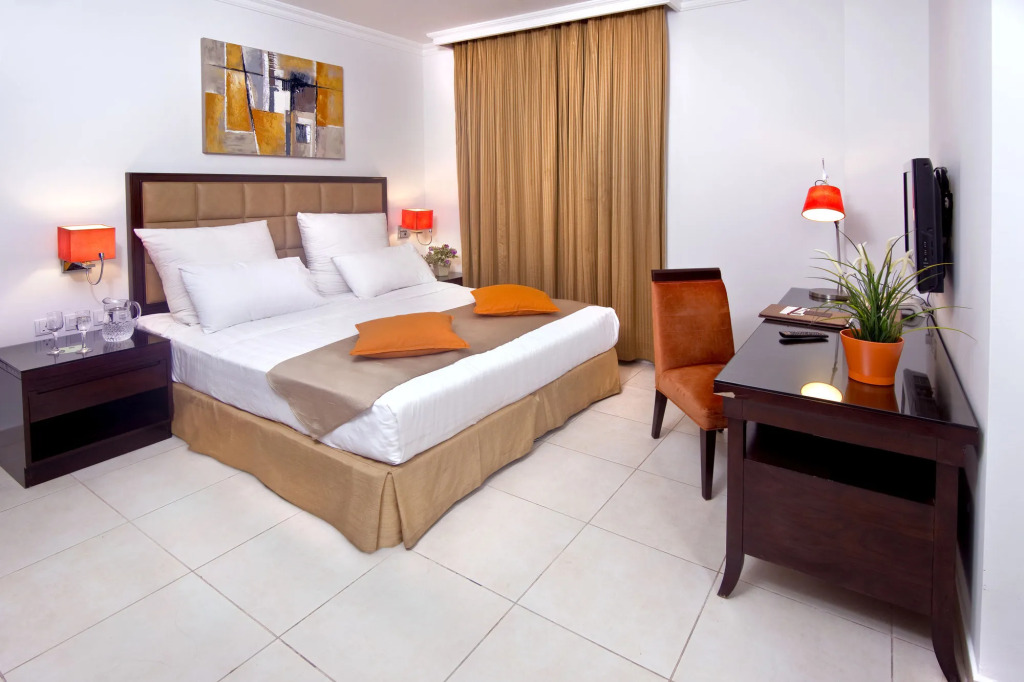 Corp Executive Hotel Doha Suites