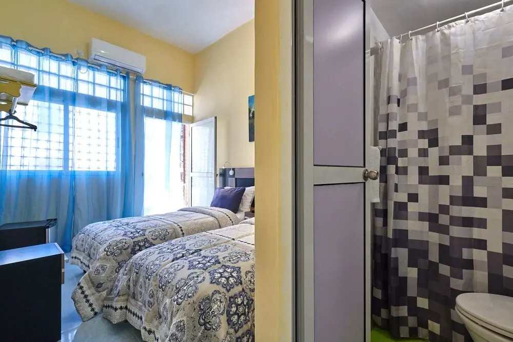 Hostal Factoría Habana