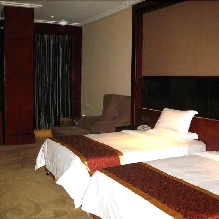 Xintianjiao Commercial Hotel