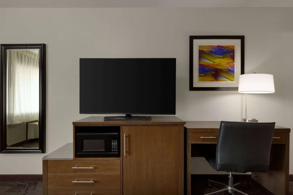 Super 8 by Wyndham Eureka