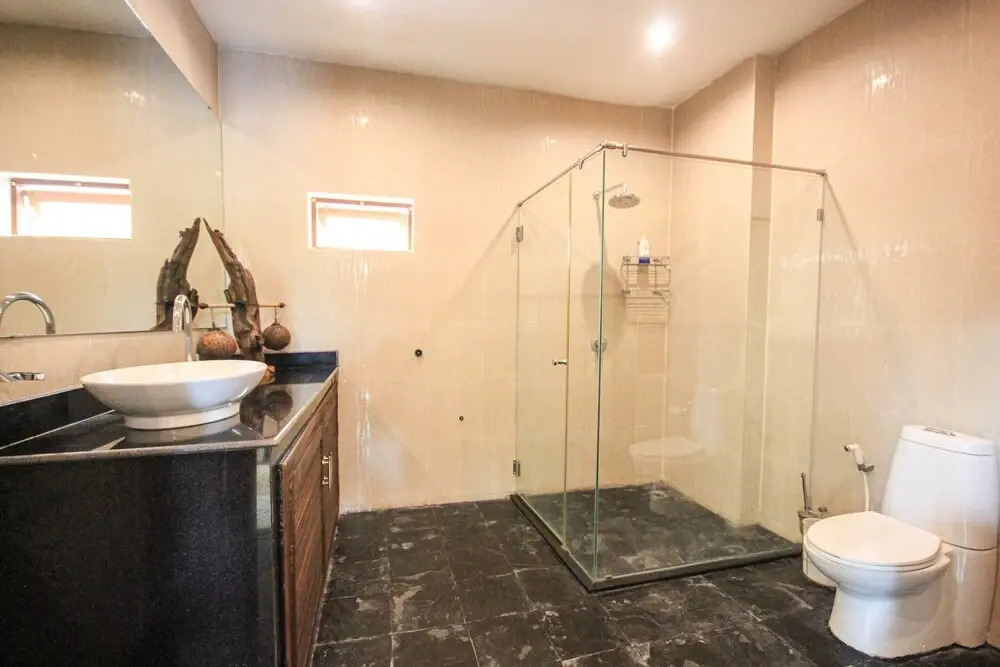 5 BR Pool Villa Close to Beach  CV5
