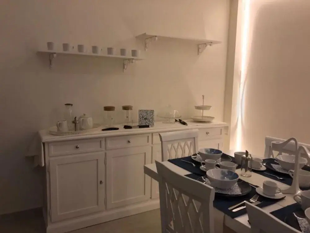 B&B Chiaia 216