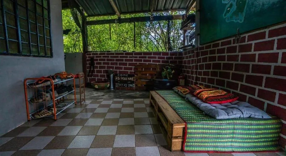 BOBI's Cafe Backpackers Hostel