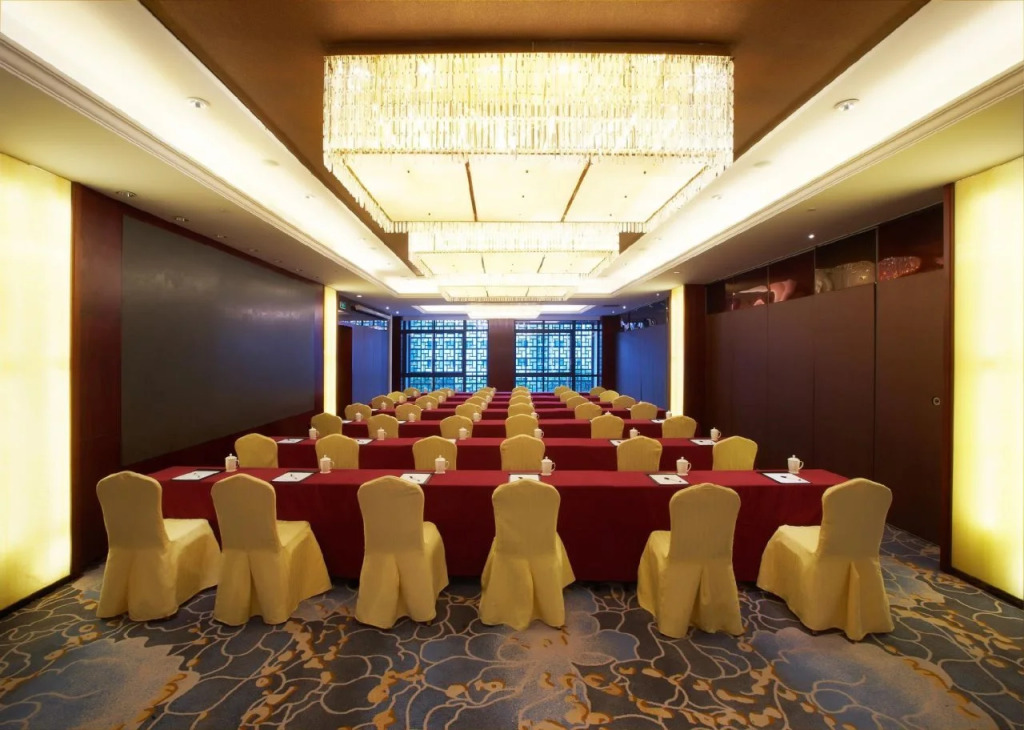 Xiamen Airlines Lakeside Hotel