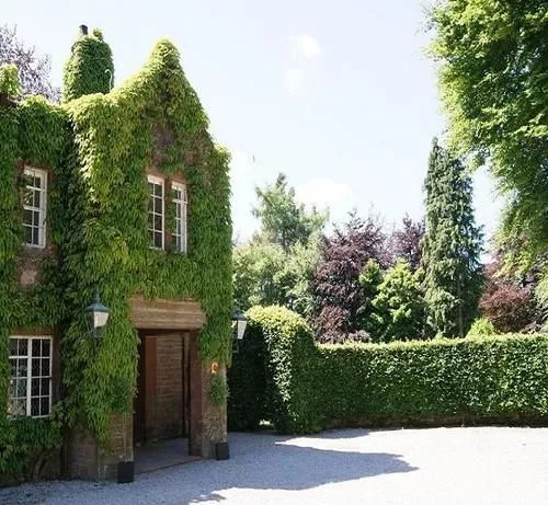 Trigony House Hotel