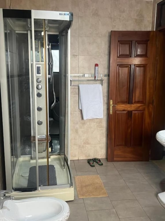 Elma Suites and Lounge