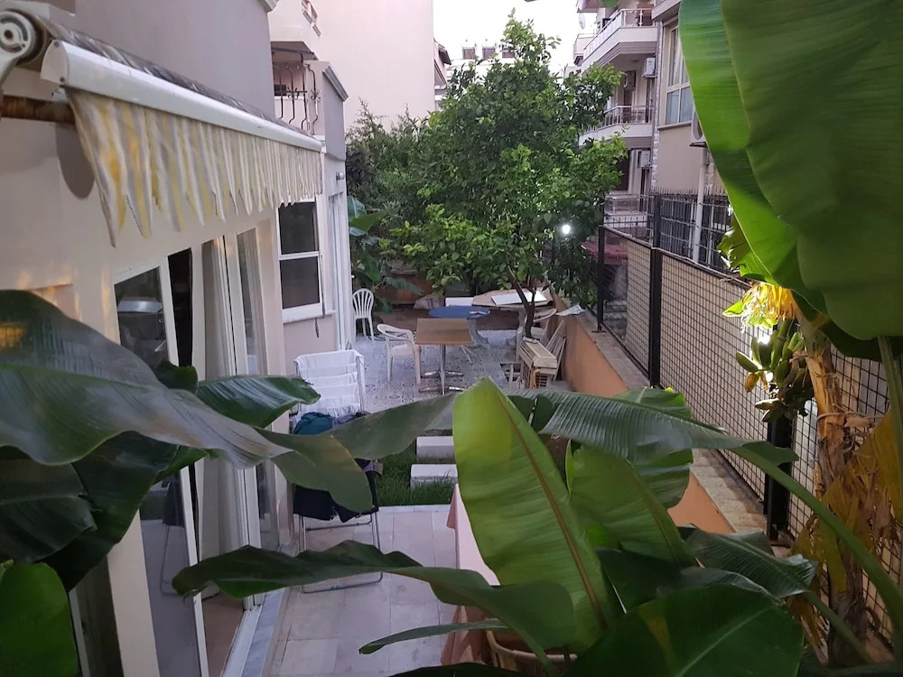 Selenya Apart Hotel