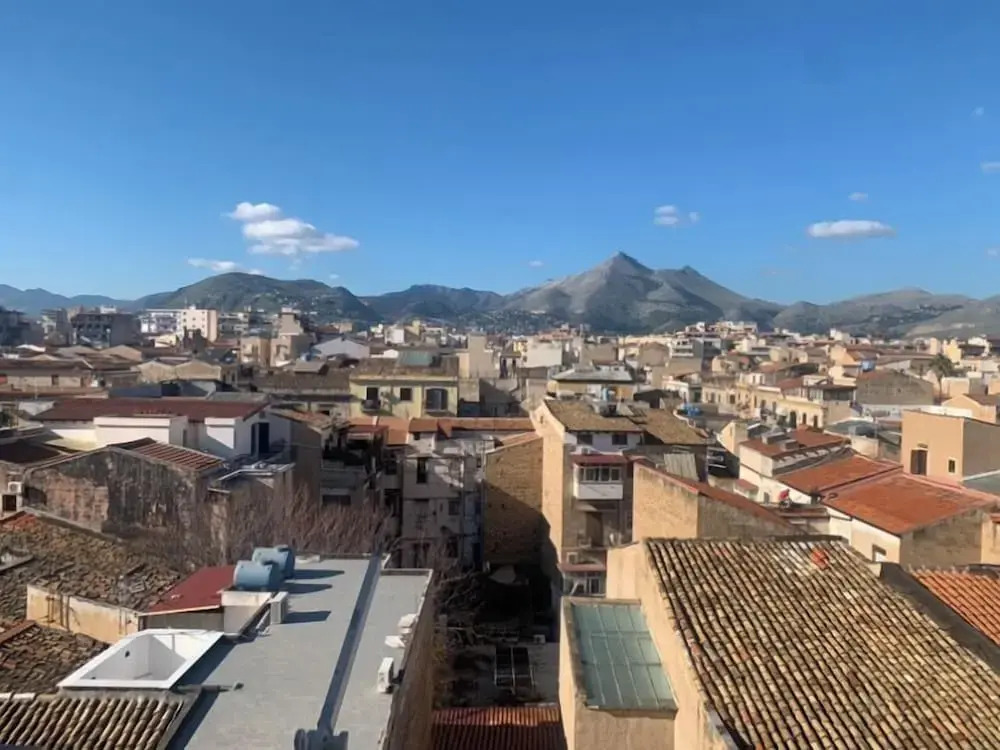 George Penthouse Palermo