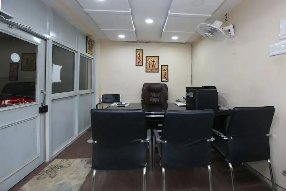 Hotel Neelkanth