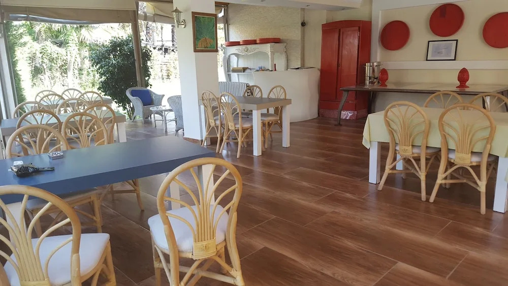 Yagmur Hotel
