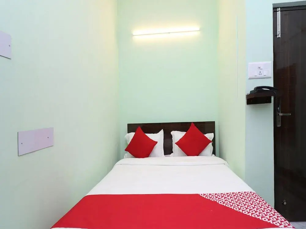 Studio Atrium by OYO Rooms