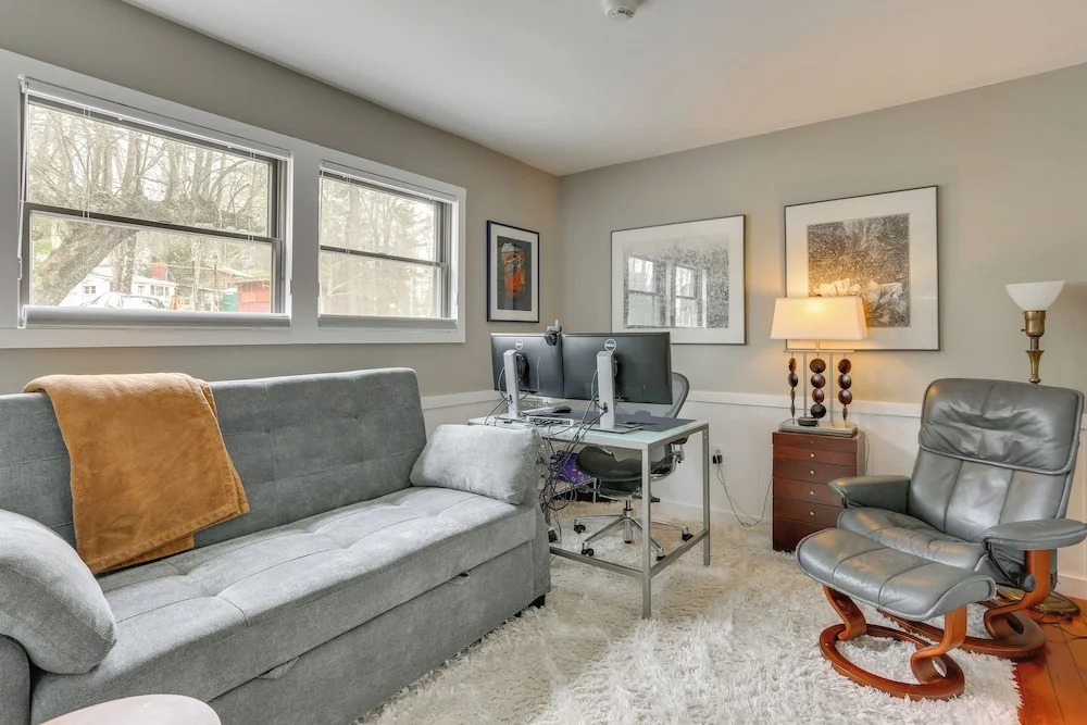 Waterfront Home on White Lake: Near Bethel Woods!