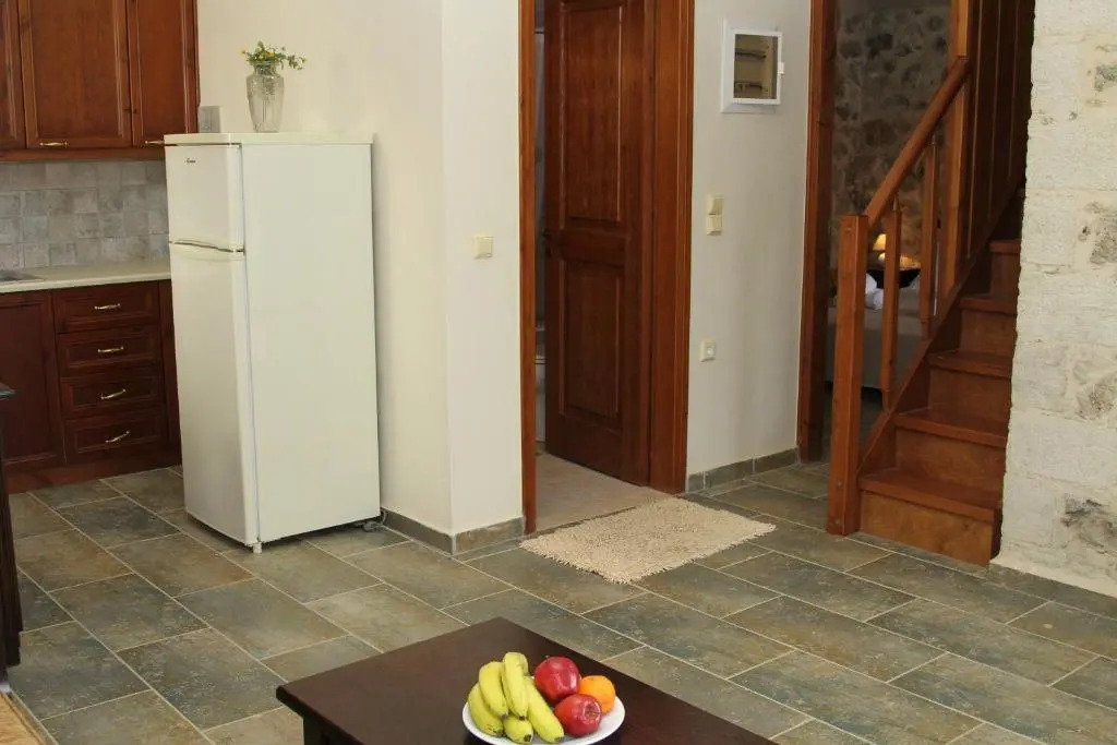 Family Friendly Cozy House Near Beach, Sea View