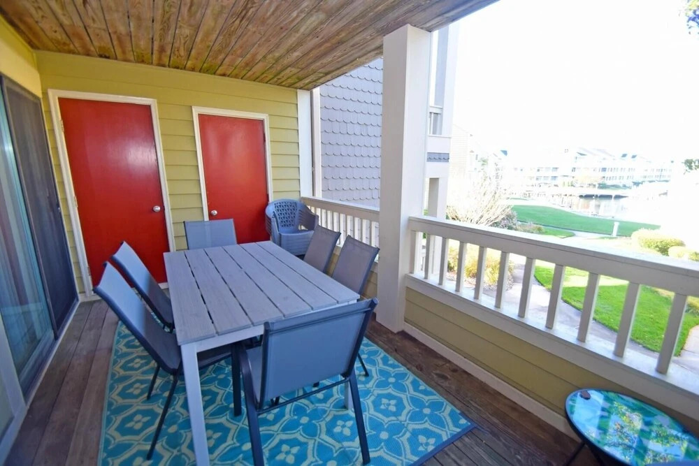 Seascape-heron Harbour 202-3 2 Bedroom Condo by RedAwning