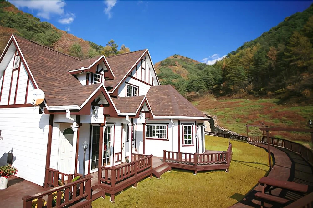 Jeongseon Mindoongsan High One Pension