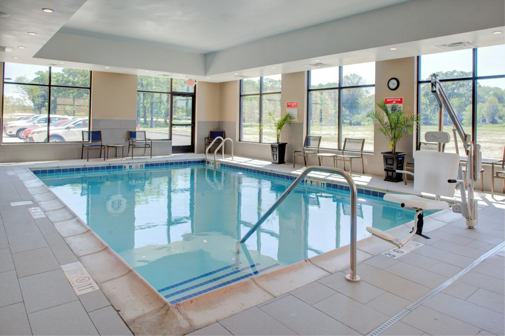 Hampton Inn & Suites Chicago-Burr Ridge