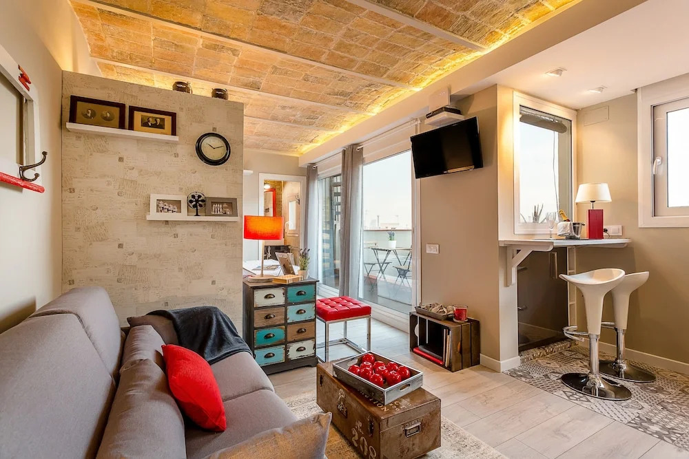 Urban District Apartments - Barcelona Smart Vintage Lofts and Apartments