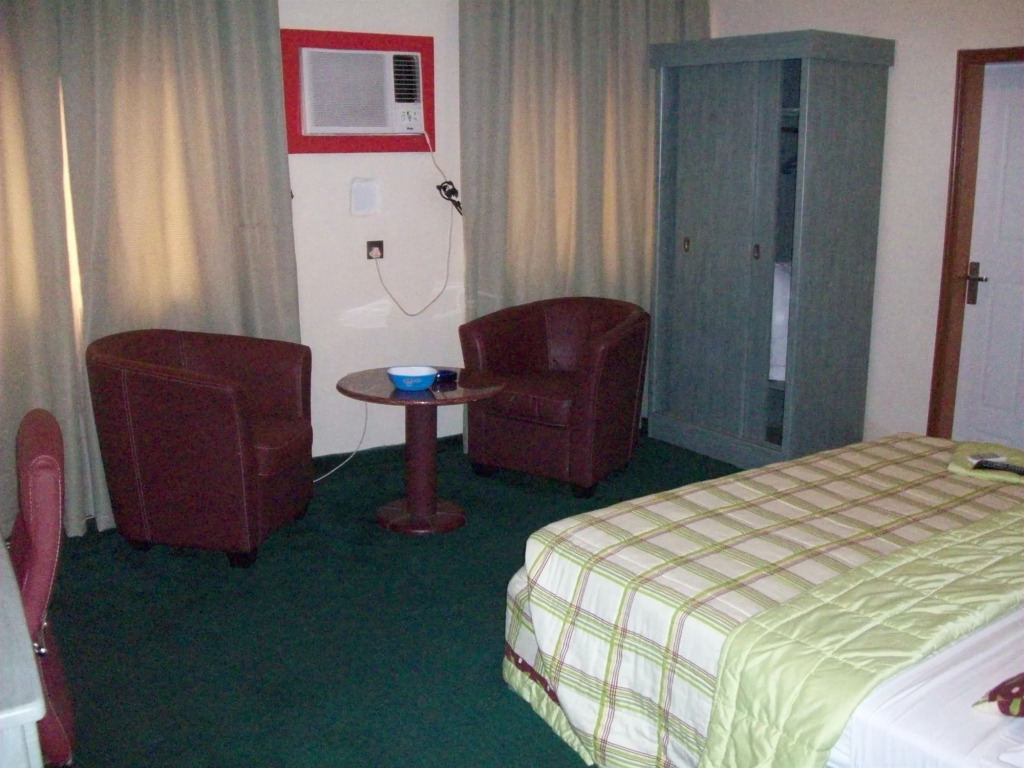 Hotel De Bently