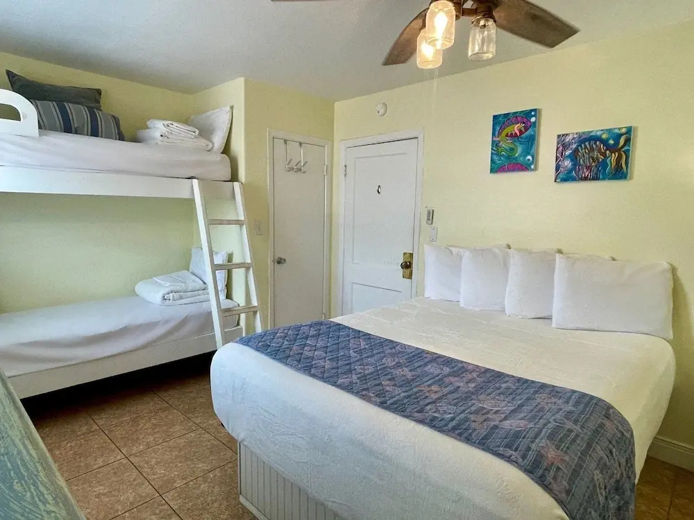 Beachgate Condo Suites And Hotel 121 1 Bedroom Condo