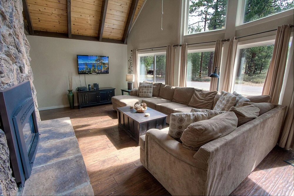 Snowshoe Chalet cabin