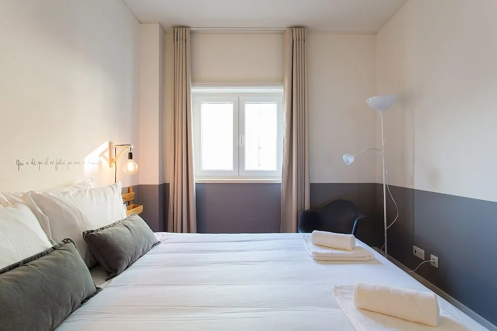 Elegant Liberdade Apartment Rentexperience