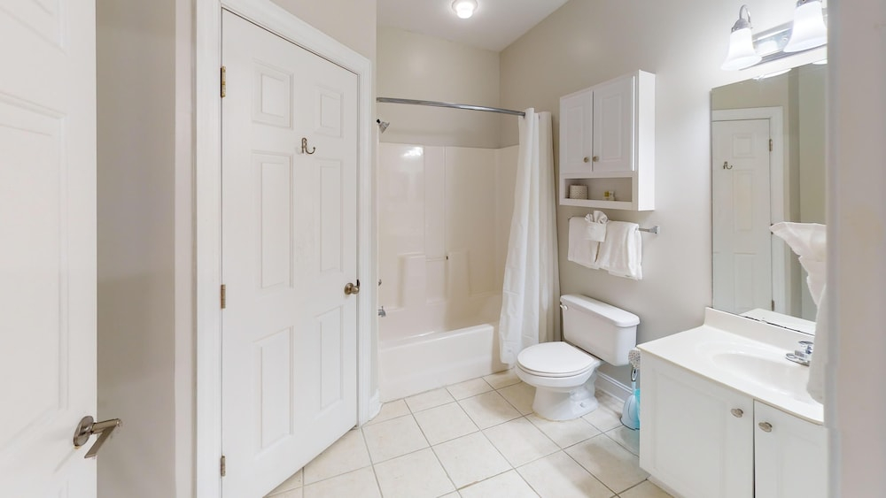 Magnolia North 4872-203