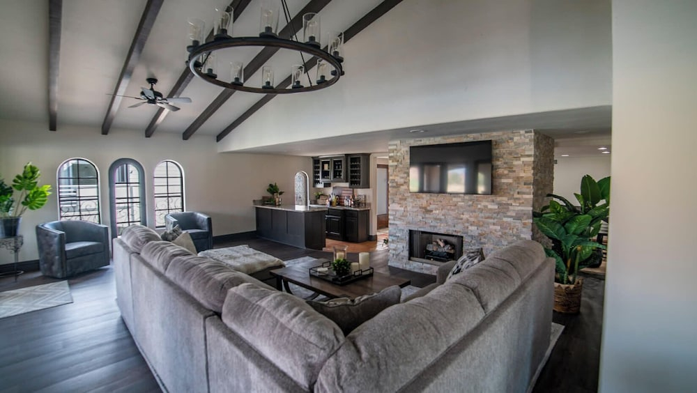Gorgeous Hacienda on the River! Private Dock!