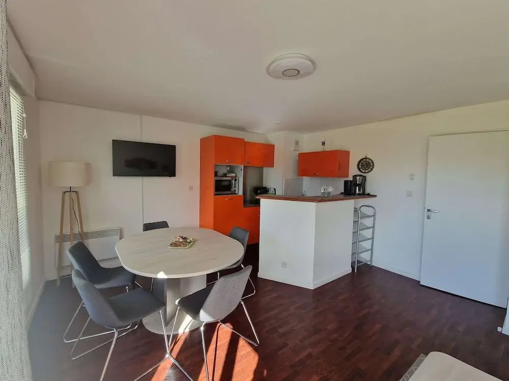Holiday Flat Near the Beach on the Emerald Coast