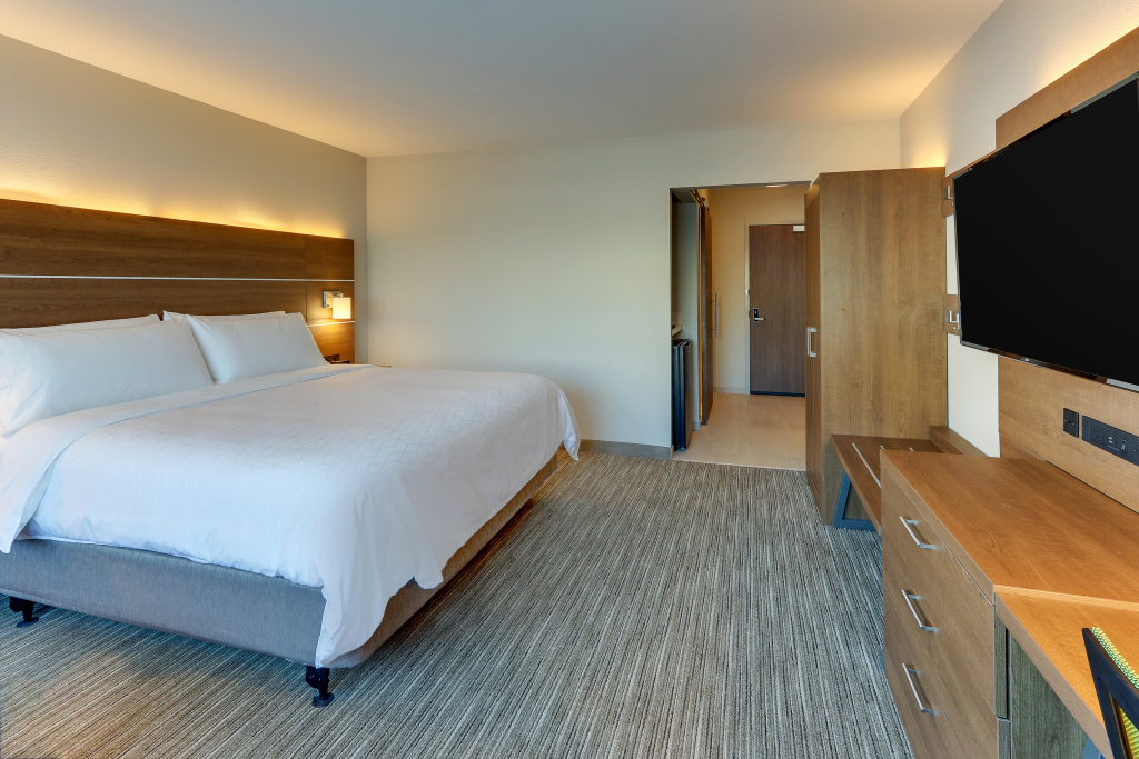 Holiday Inn Express & Suites - Roanoke - Civic Center