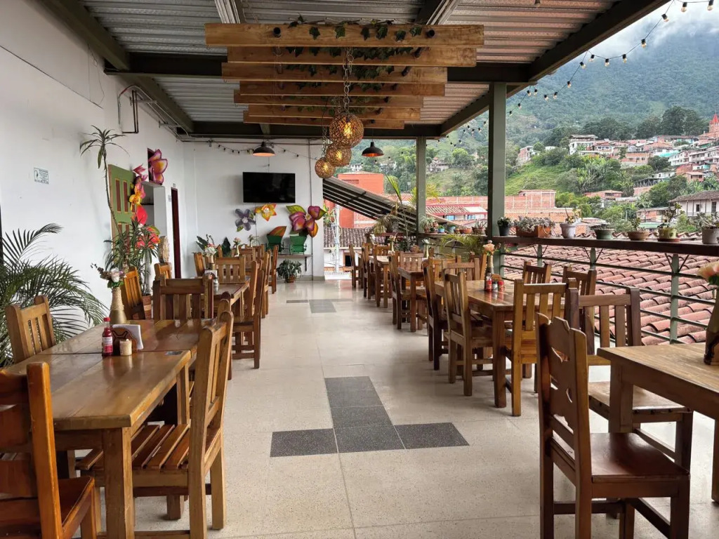 Balcon Tamesino Hotel
