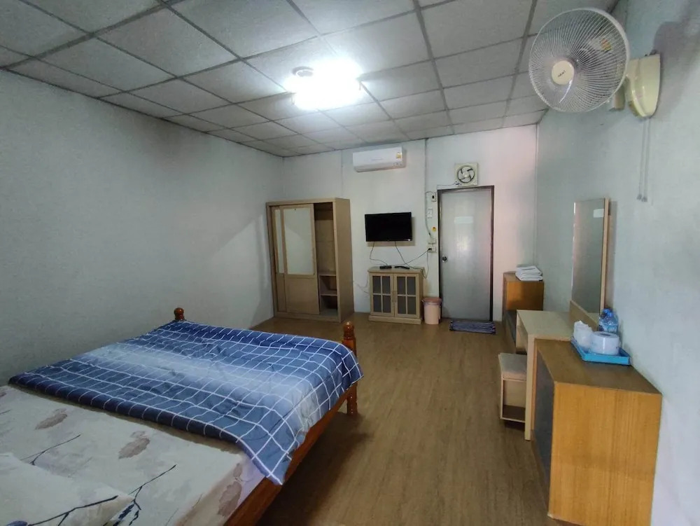 PuengLuang Hotel