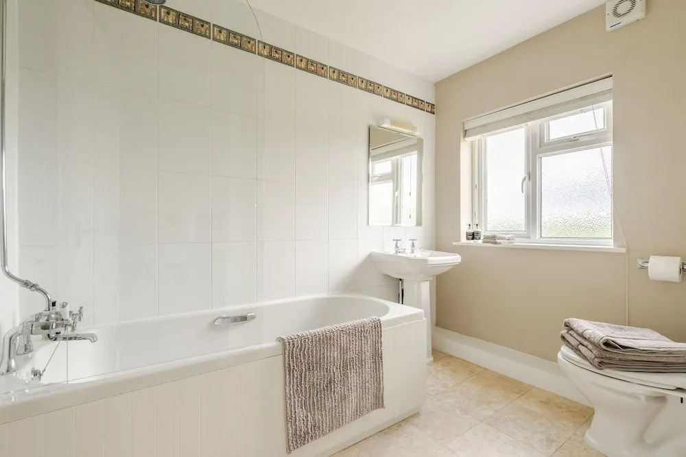 Cotswold Lodge