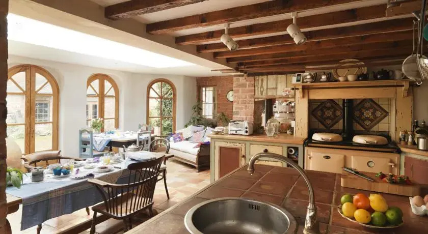 Machado Gallery B&B