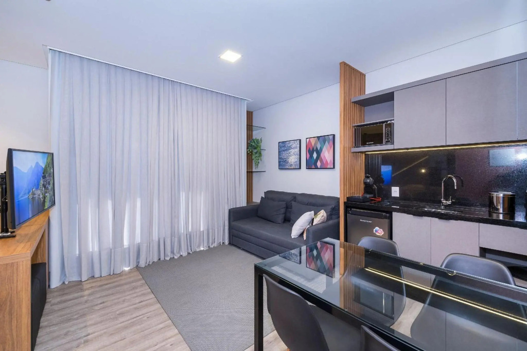 AION suítes 202 - Compacto e luxuoso Loft - Rooftop com piscina e academia - À poucos passos da praia