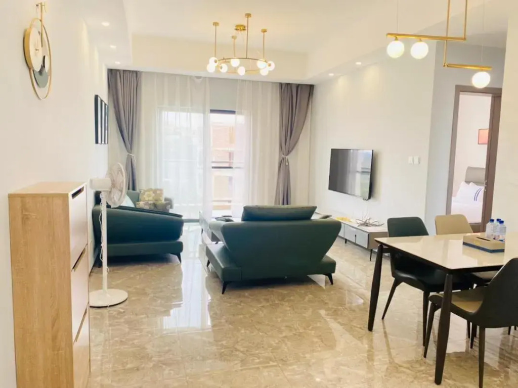Elizabeth Golf Apartment by Link