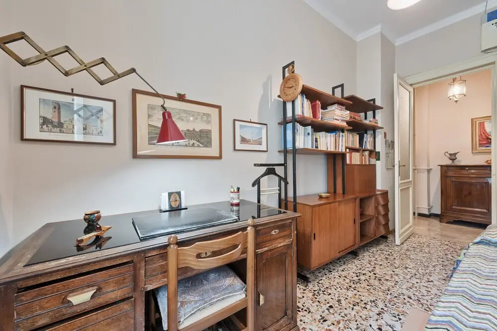 Vintage Flat Crocetta