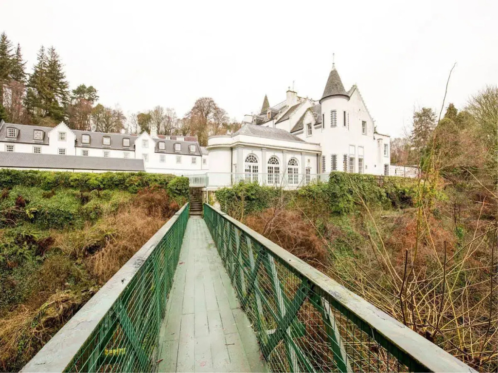 Barony Castle Hotel
