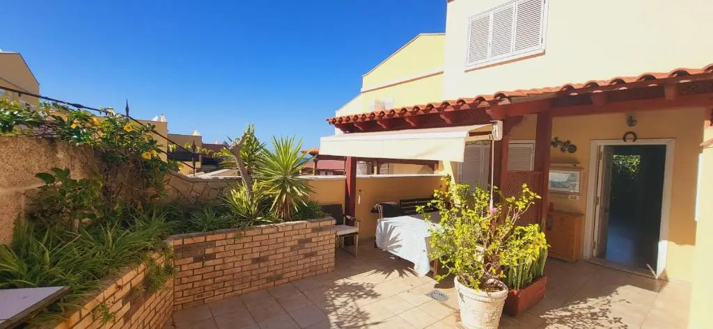 Villa with pool in Madroñal Fañabe, Costa Adeje