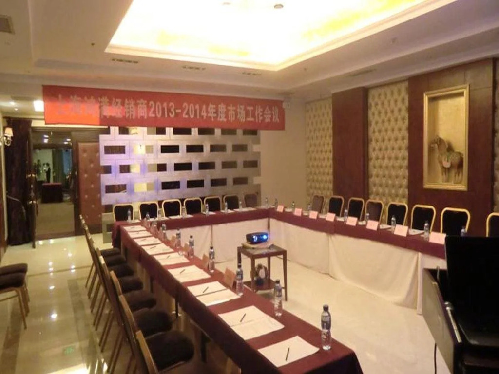 Yashidu Suites Hotel
