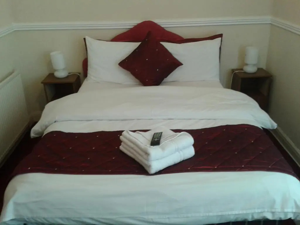 Lynwood Hotel