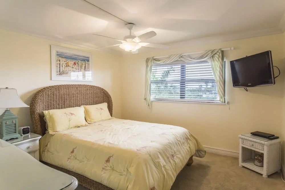 Gulf and Bay Club - D405 2 Bedrooms 2 Bathrooms Condo