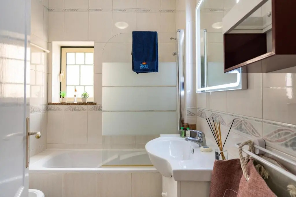 Pedra dos Bicos - Apartamento para 4 com acesso privilegiado à praia