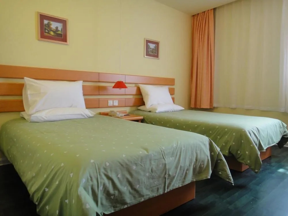 Home Inn (Luoxiayuan store, Wuxi Economic Development Zone)