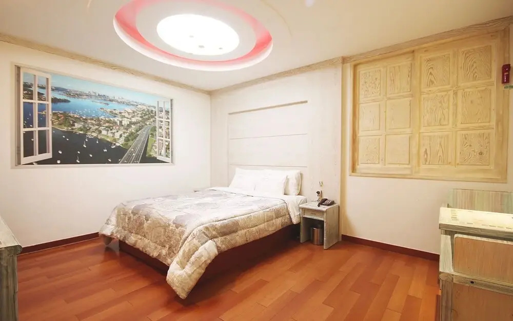 Iksan Hotel Gabolga