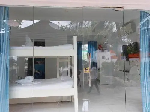 Sharky Hostel Oslob